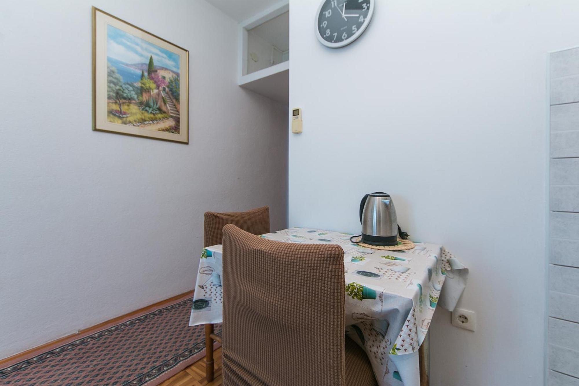Apartments By The Sea Brist, Makarska - 15714 Podaca Habitación foto